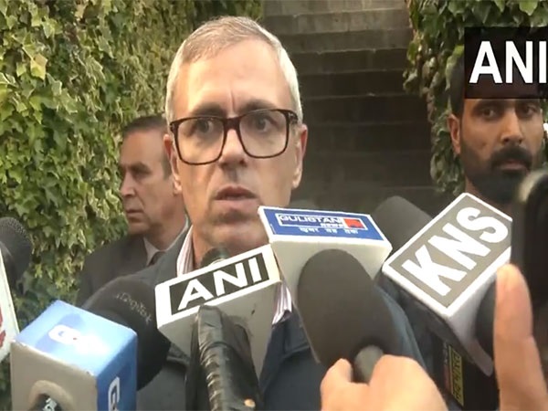 जम्मू-कश्मीर के राजनीतिक दलों ने भारत, पाकिस्तान के बीच 'युद्धविराम' का किया स्वागत; देर आए दुरुस्त आए: उमर